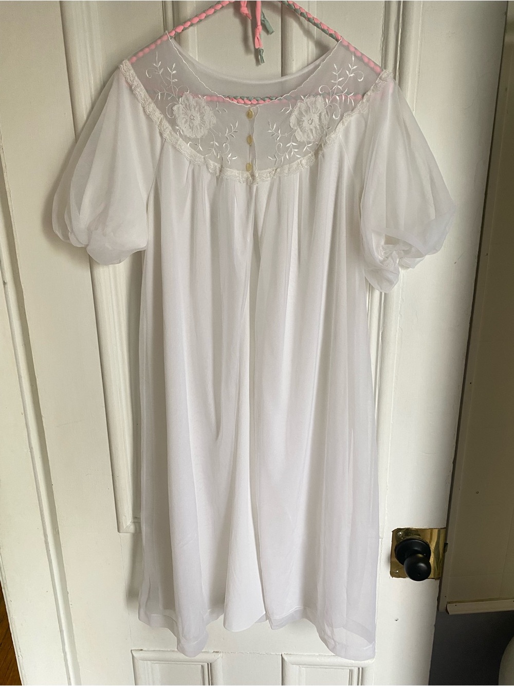 Vintage Nylon Negligee / Robe with Lace Trim & Floral Embroidered Details